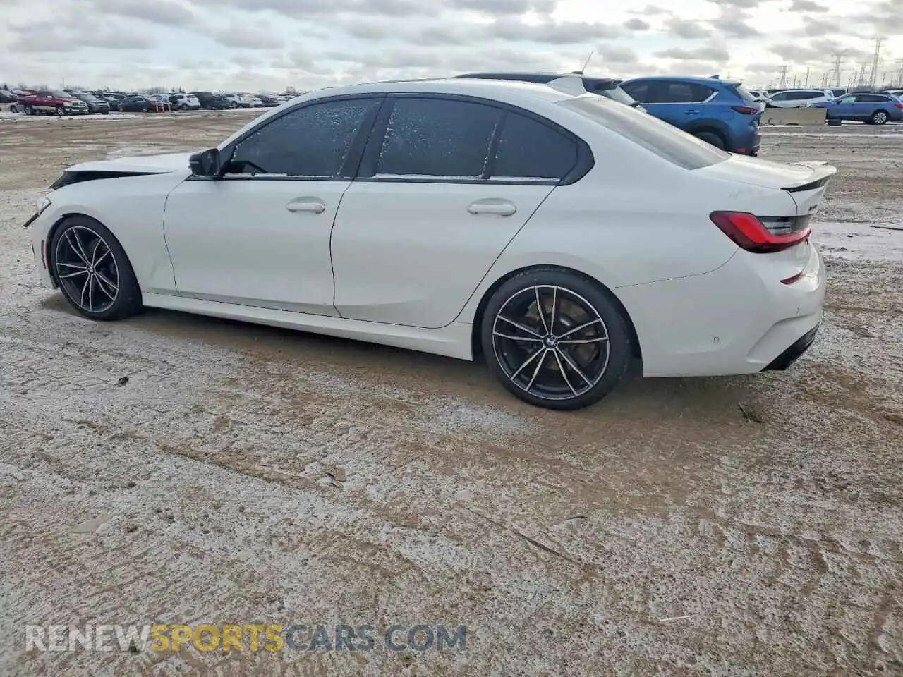 2 Photograph of a damaged car 3MW5U9J07N8C48334 BMW M3 2022
