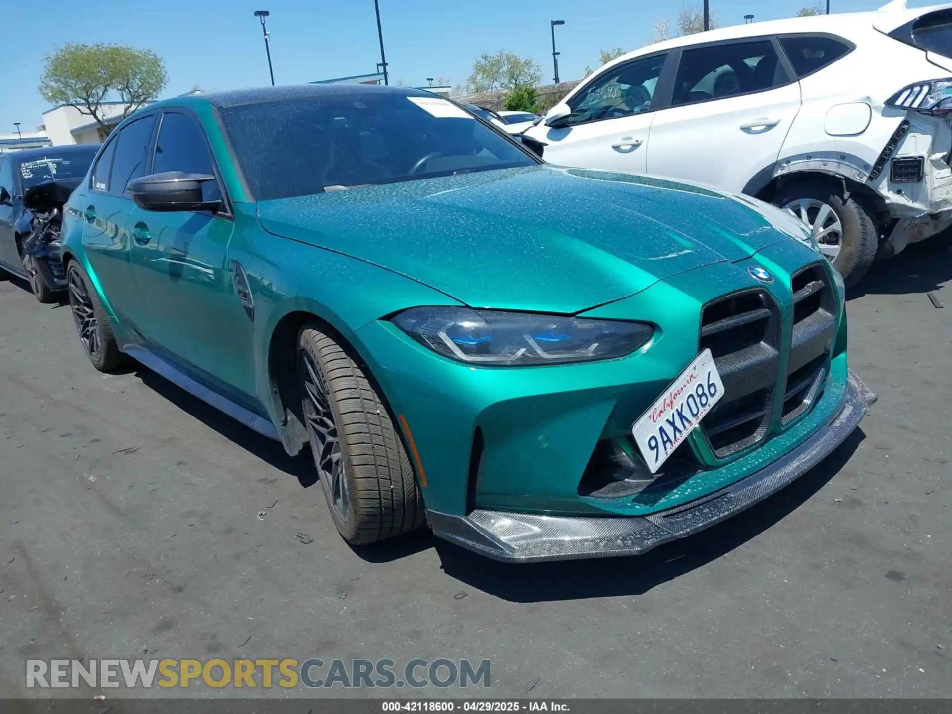 1 Фотография поврежденного автомобиля WBS33AY04NFM48348 BMW M3 2022