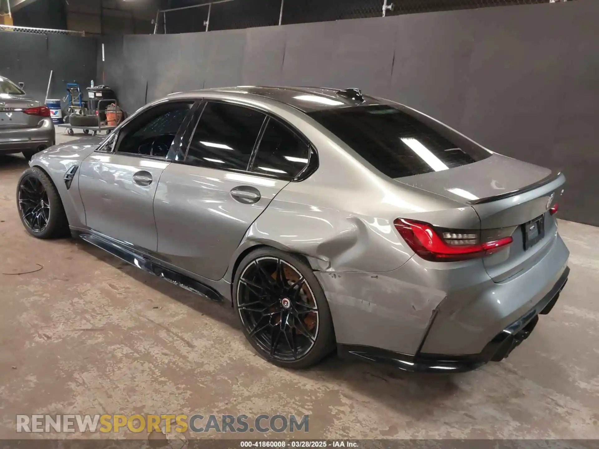 3 Photograph of a damaged car WBS43AY07NFN14685 BMW M3 2022