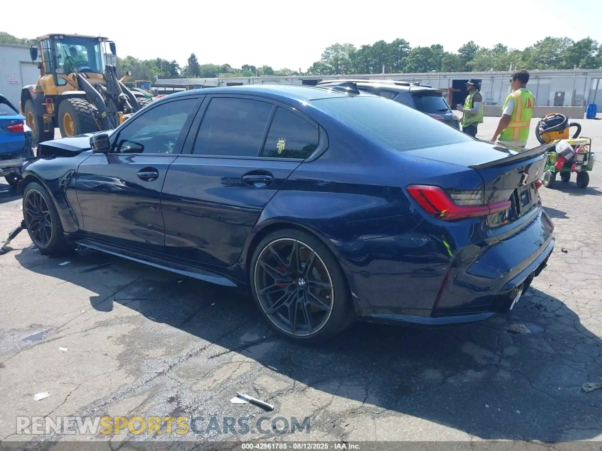 3 Photograph of a damaged car WBS43AY0XNFL82022 BMW M3 2022
