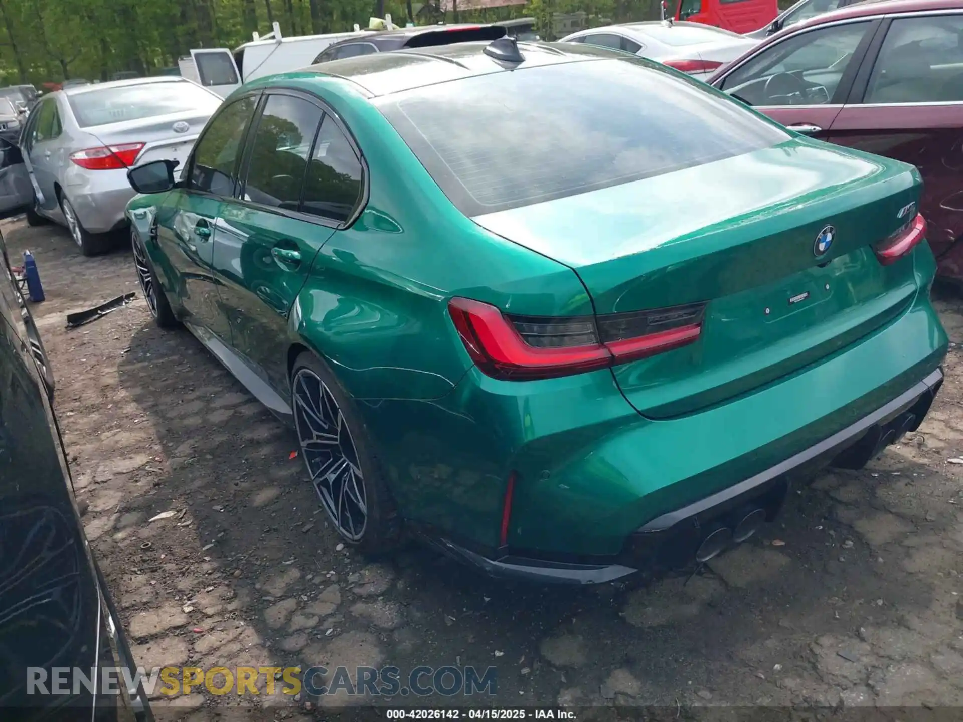 3 Photograph of a damaged car WBS53AY03NFL94517 BMW M3 2022
