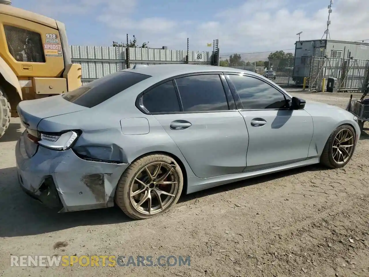 3 Фотография поврежденного автомобиля 3MW49FF05P8C89939 BMW M3 2023
