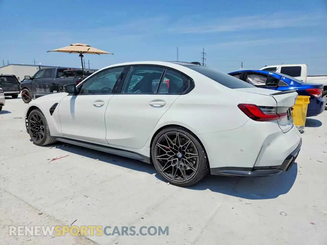 2 Фотография поврежденного автомобиля WBS33AY05PFP65025 BMW M3 2023