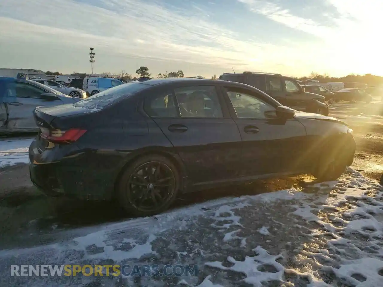 3 Photograph of a damaged car 3MW49FF08R8E47970 BMW M3 2024