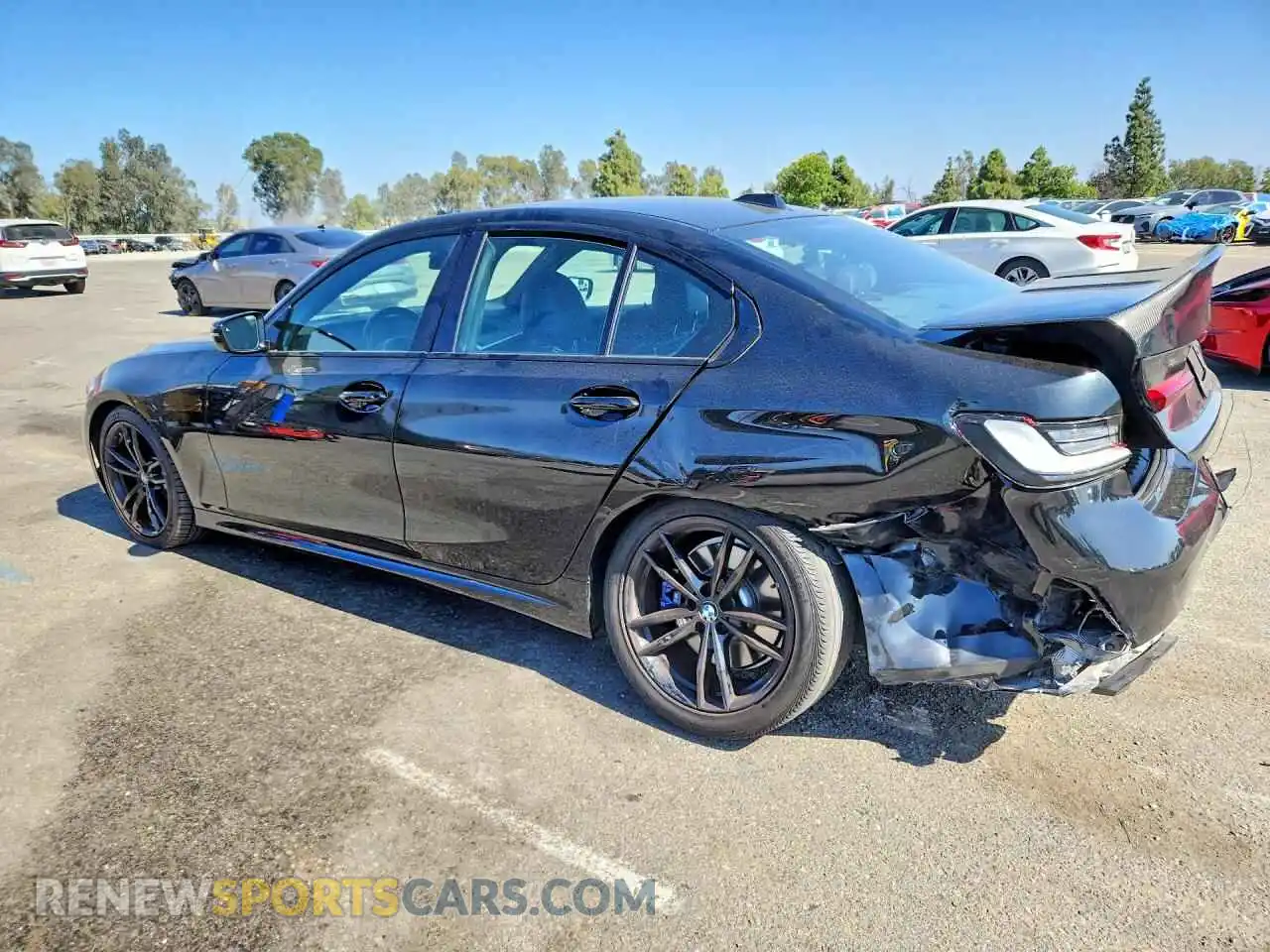 2 Фотография поврежденного автомобиля 3MW49FS0XR8E15463 BMW M3 2024