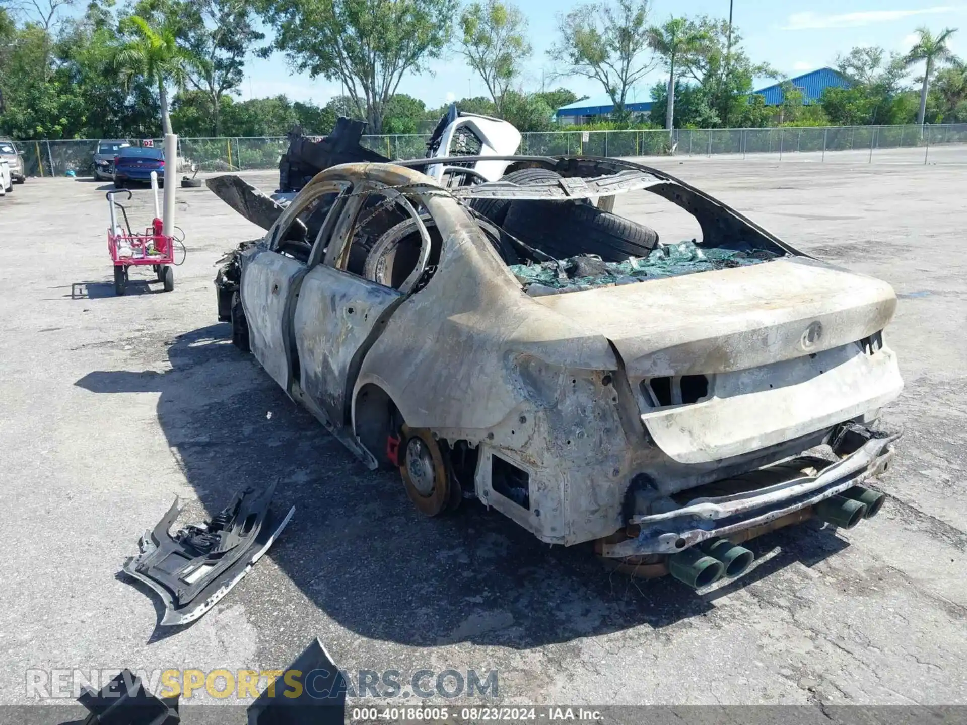 3 Photograph of a damaged car WBS43AY01RFS68934 BMW M3 2024