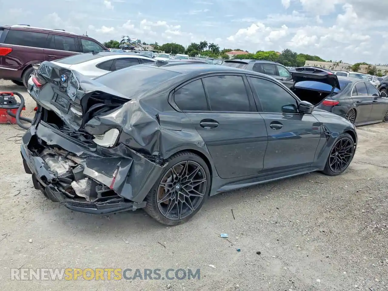 3 Фотография поврежденного автомобиля WBS43AY06RFS51546 BMW M3 2024