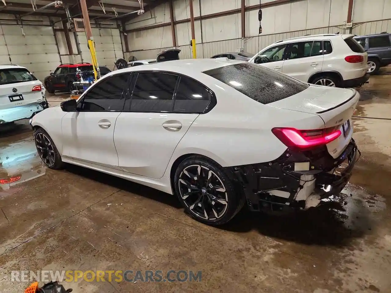 2 Фотография поврежденного автомобиля 3MW69FT06S8F47388 BMW M3 2025