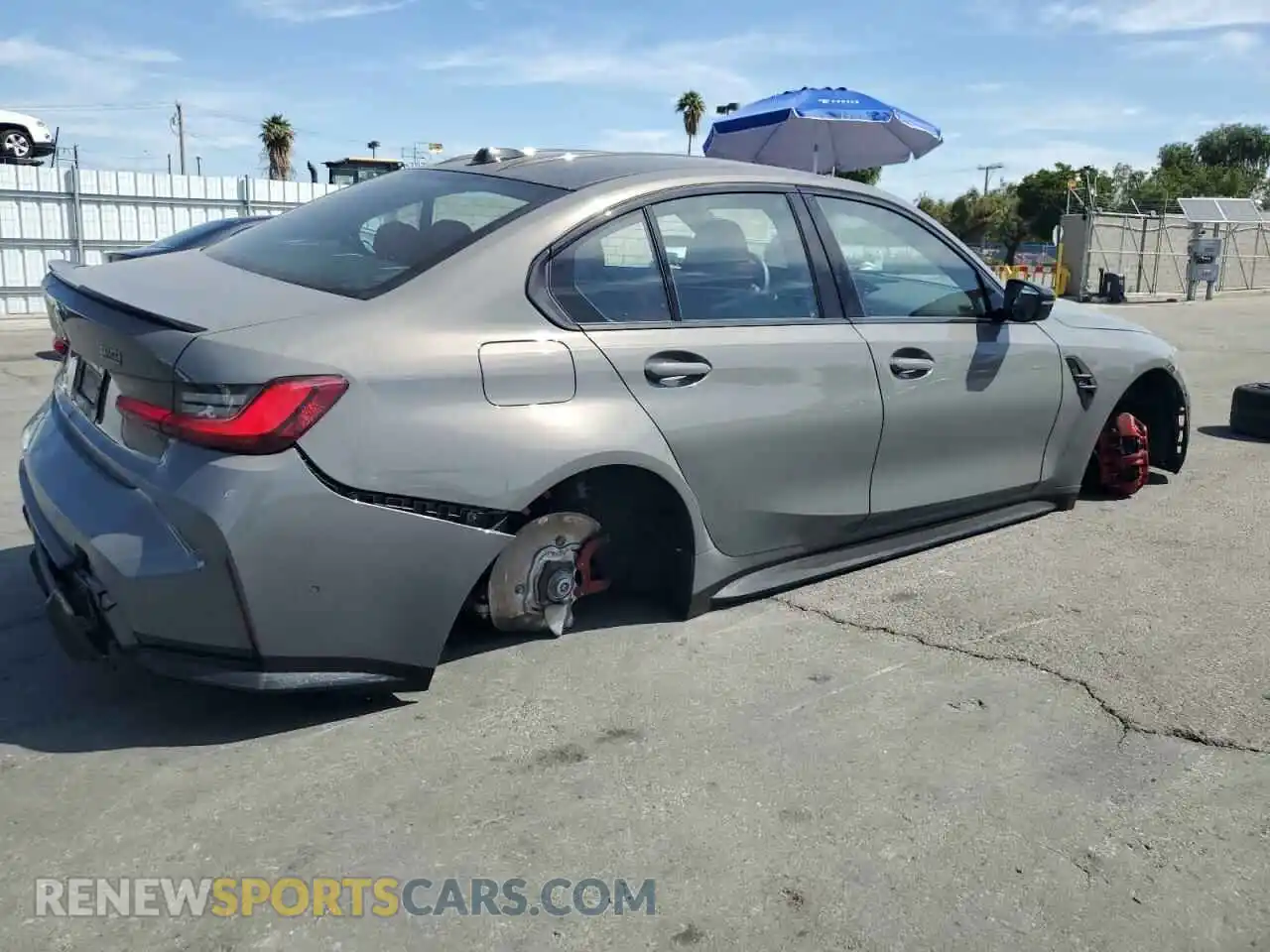 3 Photograph of a damaged car WBS33HJ02SFT91341 BMW M3 2025
