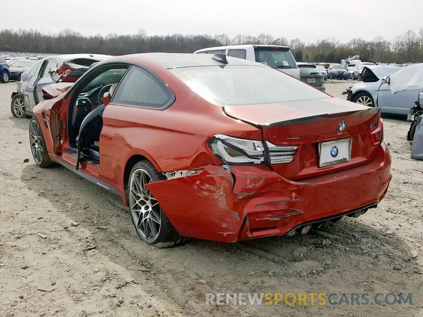 3 Photograph of a damaged car WBS4Y9C51KAG67402 BMW M4 2019