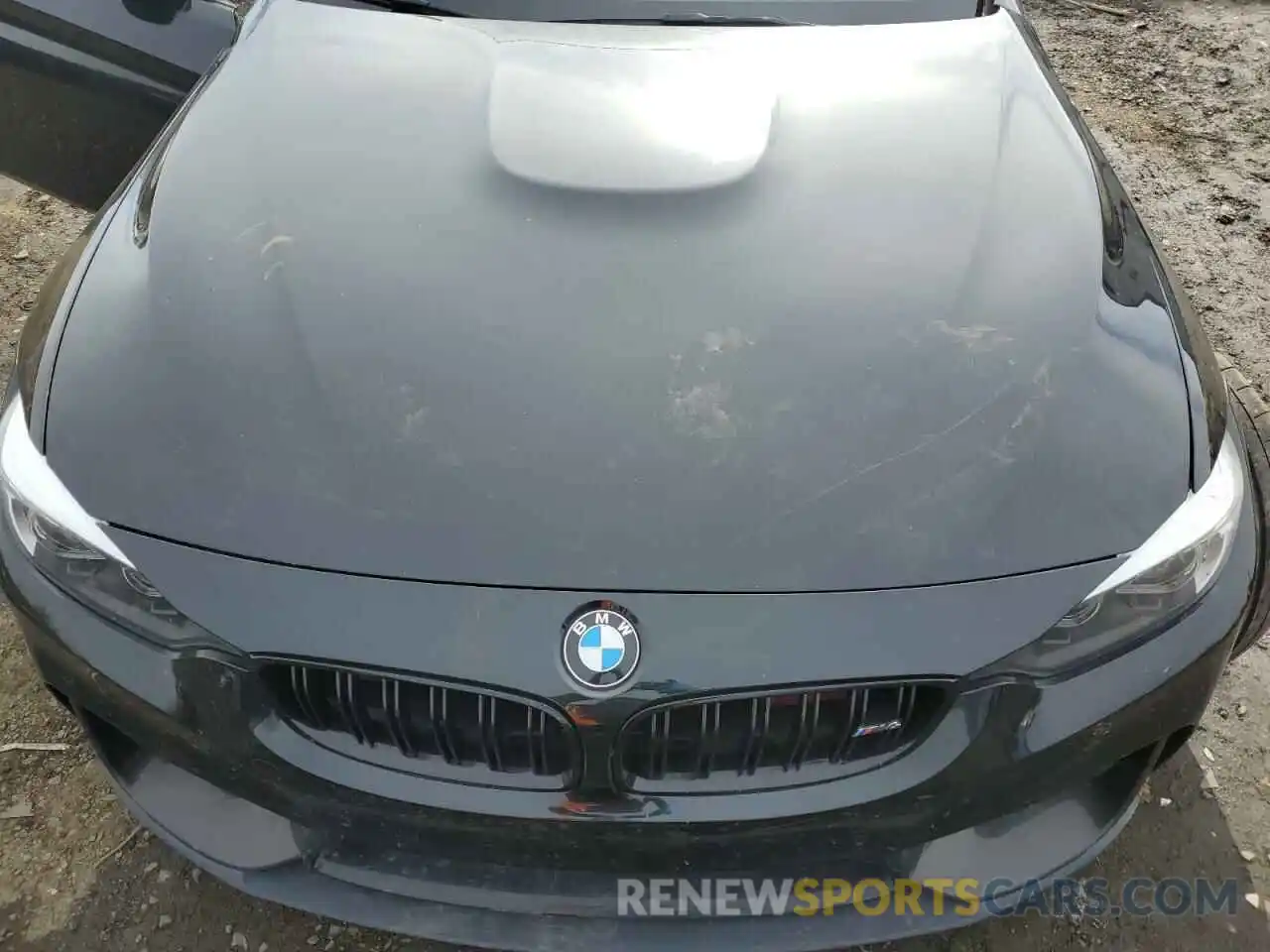 11 Photograph of a damaged car WBS4Y9C51KAH82937 BMW M4 2019