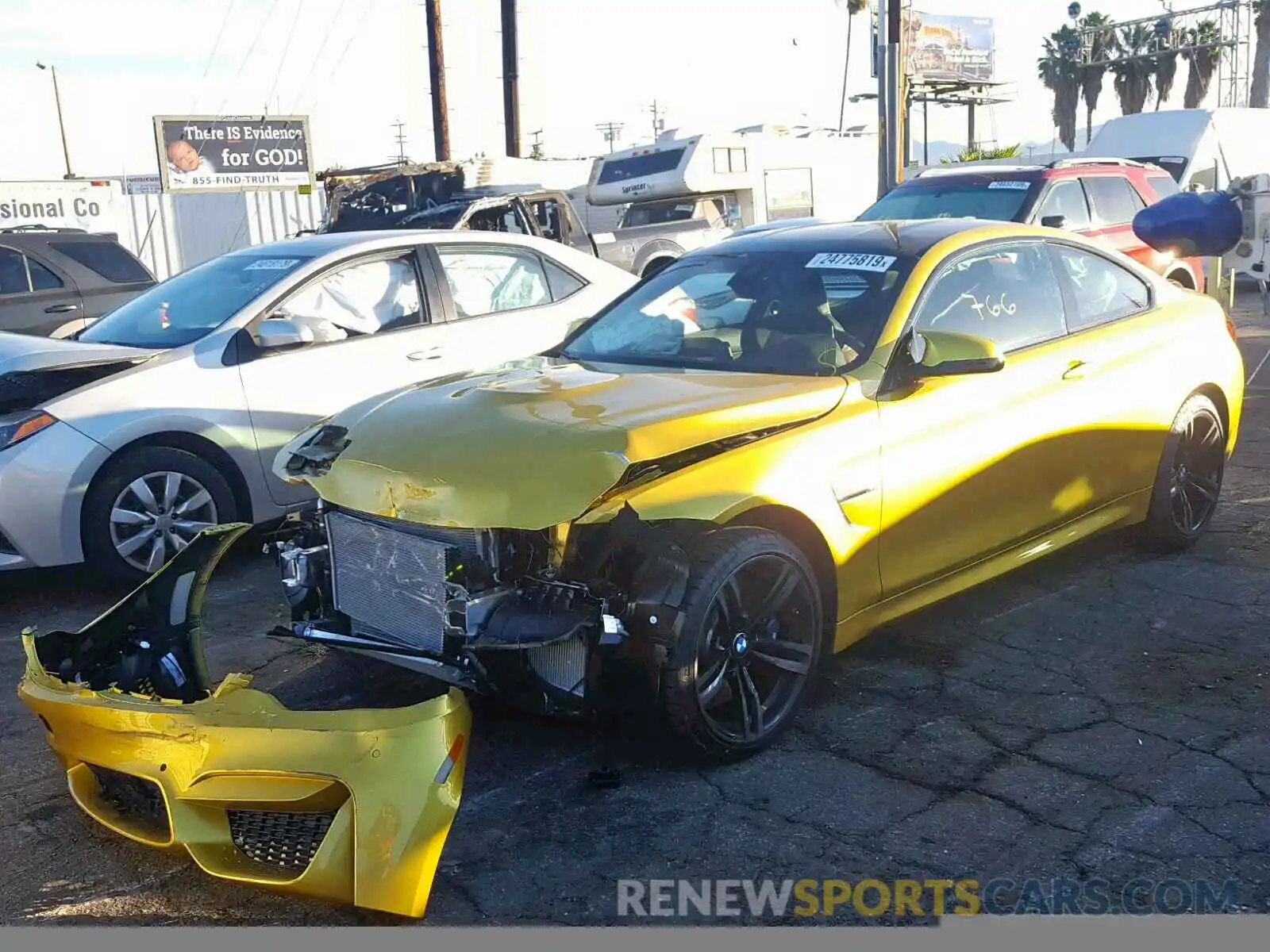 2 Photograph of a damaged car WBS4Y9C5XKAG67463 BMW M4 2019