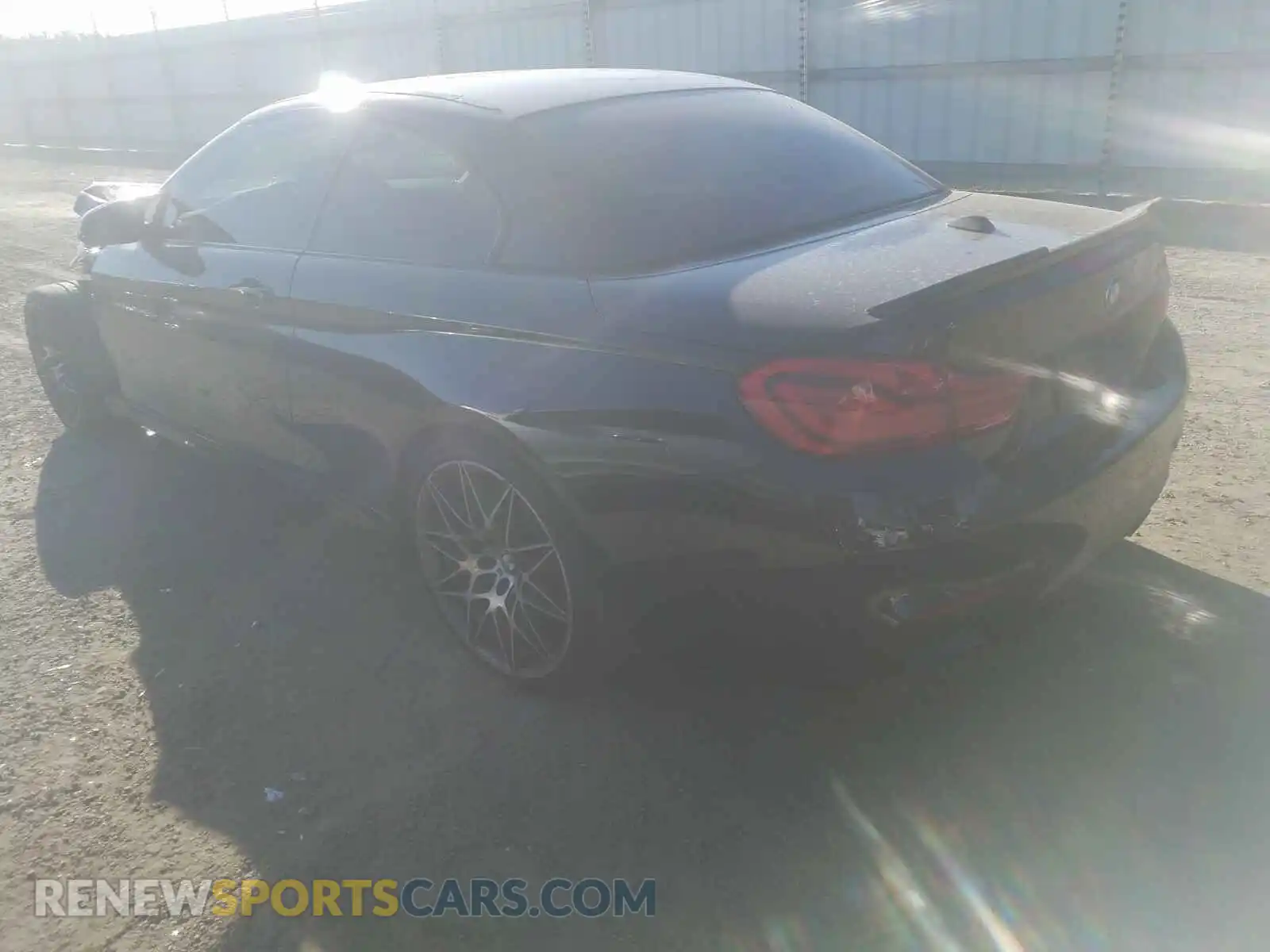 3 Photograph of a damaged car WBS4Z9C50KEJ63832 BMW M4 2019
