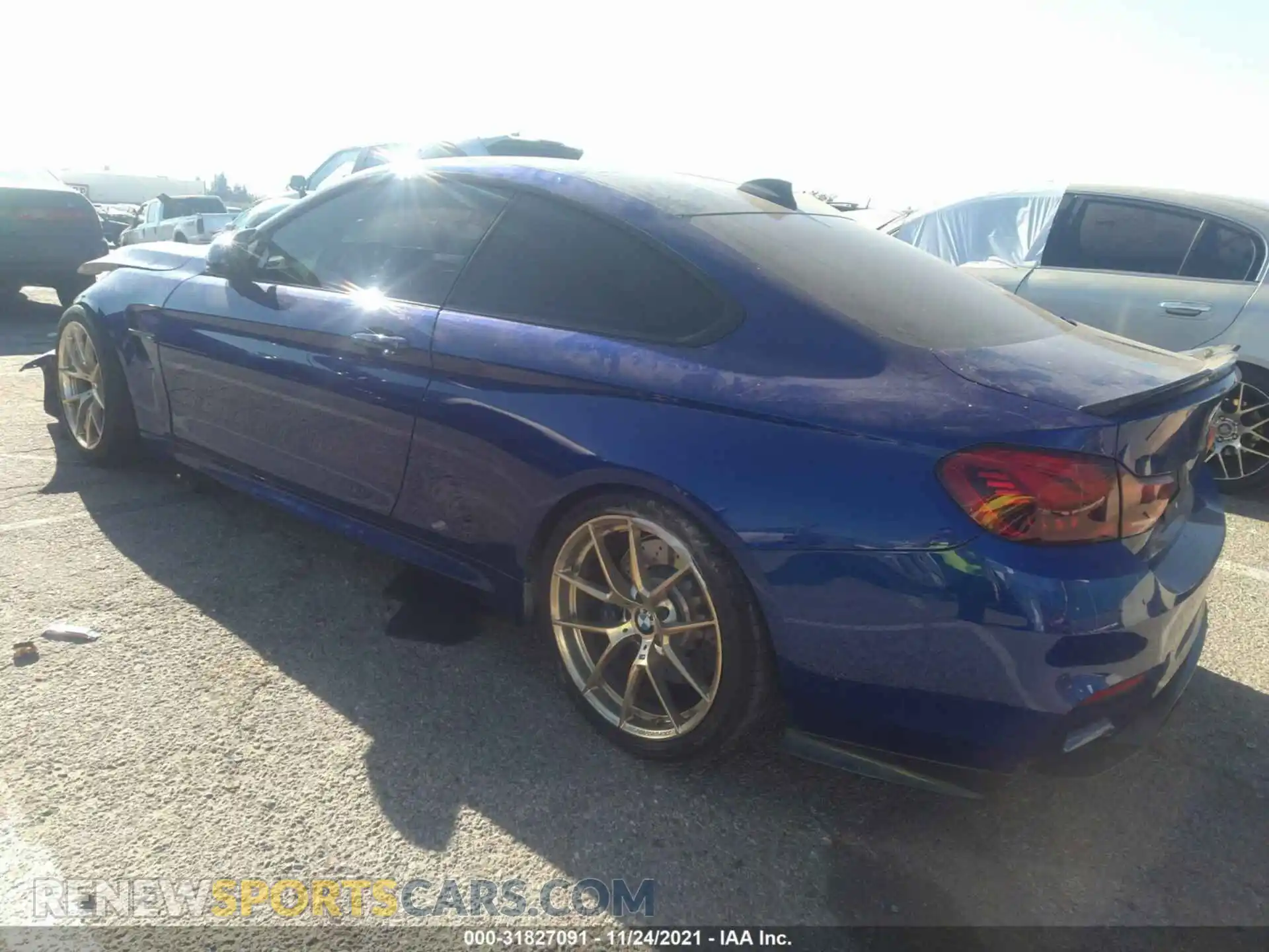 3 Photograph of a damaged car WBS3S7C04LAH85046 BMW M4 2020