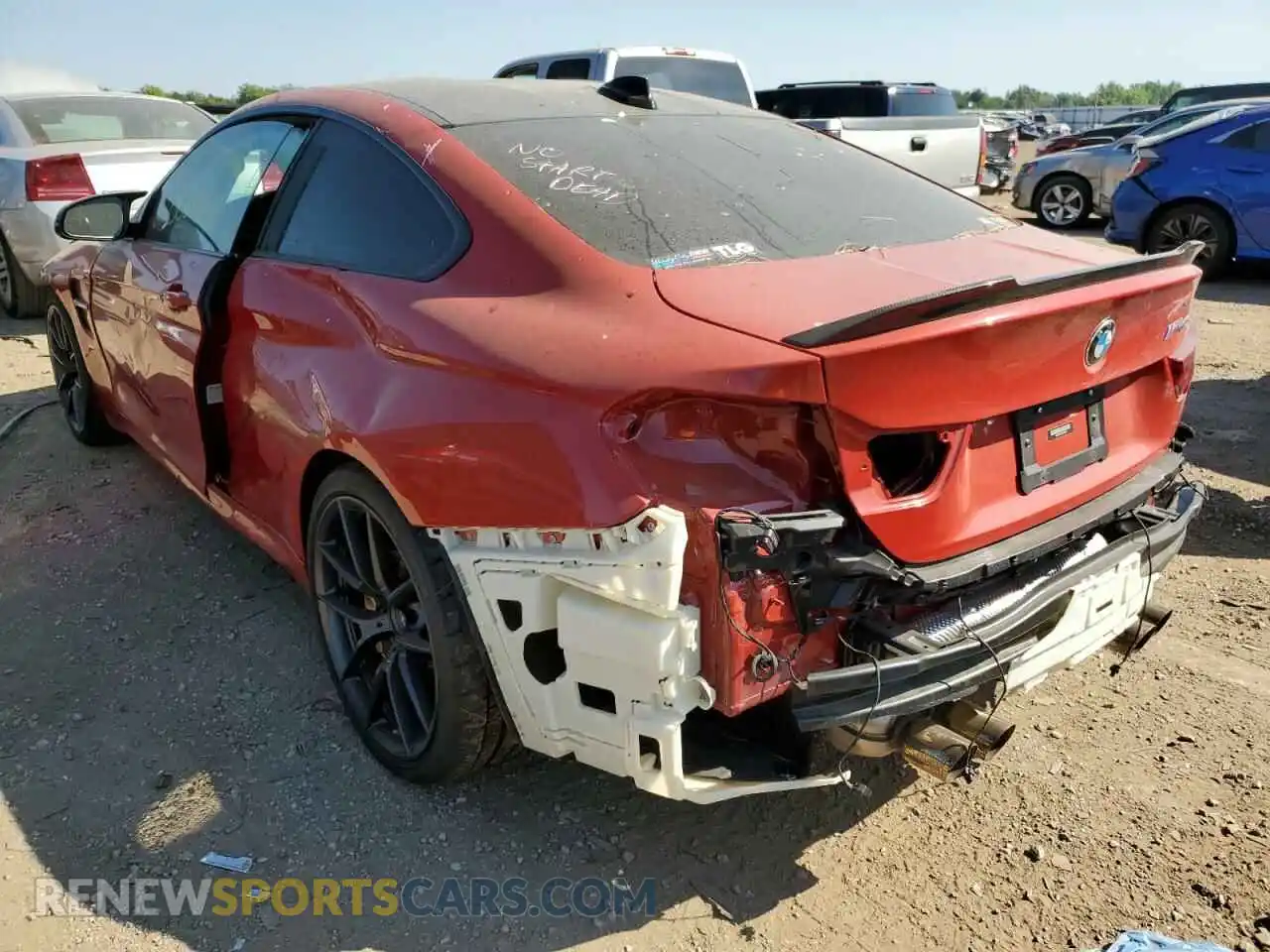 3 Photograph of a damaged car WBS3S7C06LAH85100 BMW M4 2020