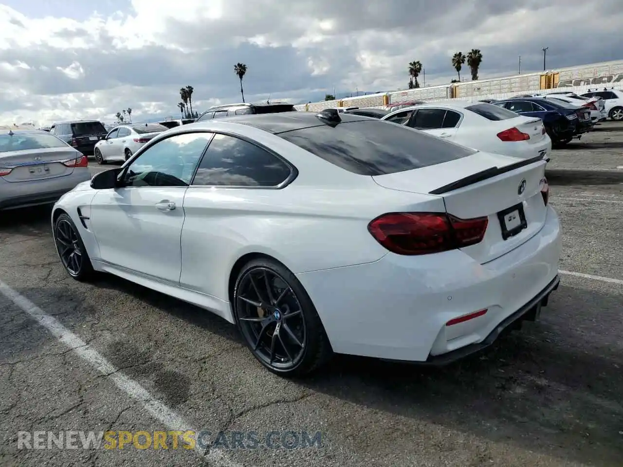 2 Photograph of a damaged car WBS3S7C07LAH85137 BMW M4 2020