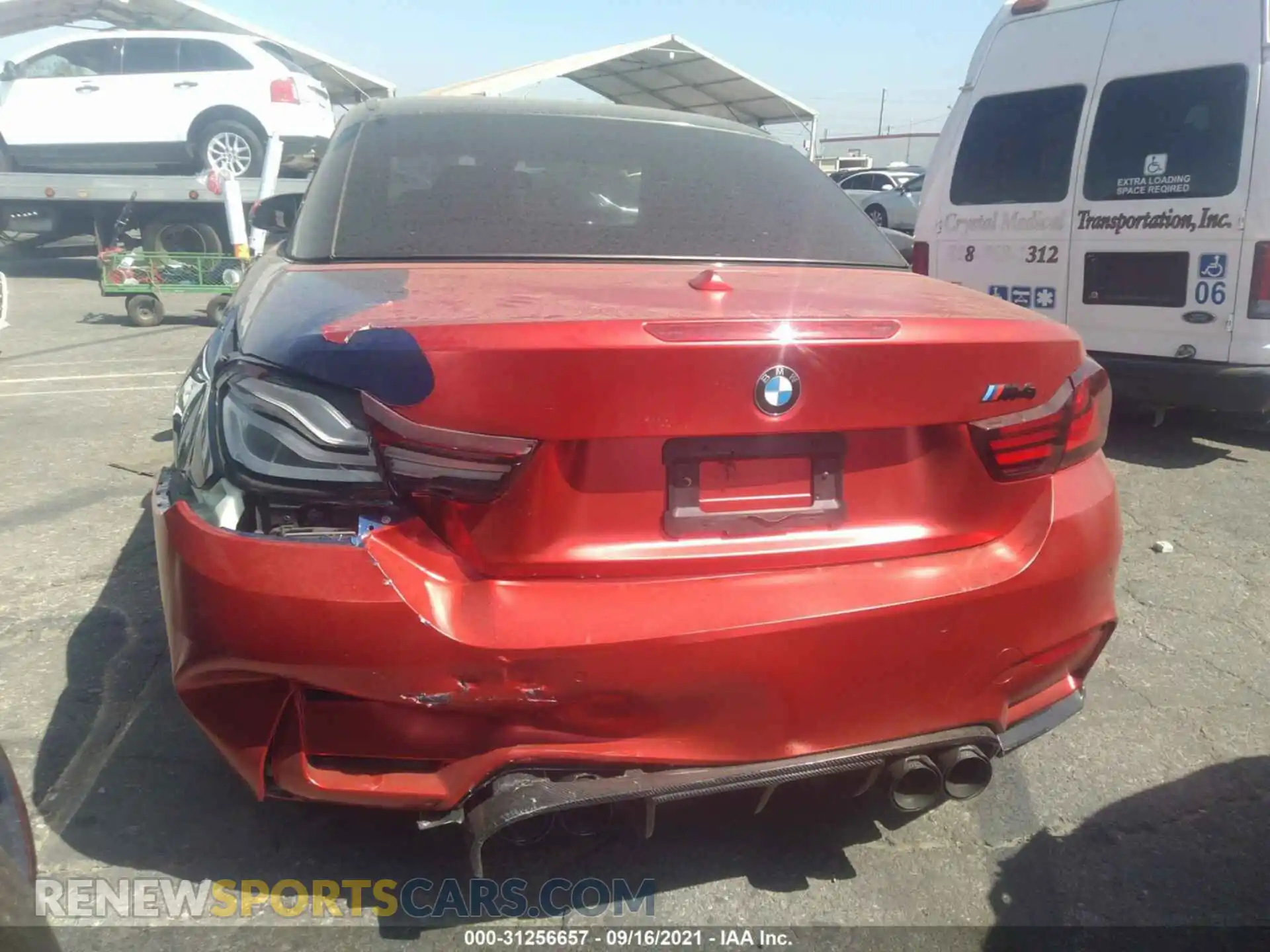 3 Photograph of a damaged car WBS4Z9C02L5N62828 BMW M4 2020