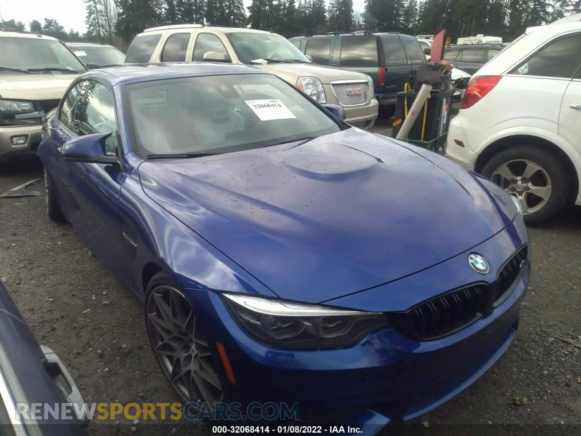 1 Photograph of a damaged car WBS4Z9C05L5P16738 BMW M4 2020