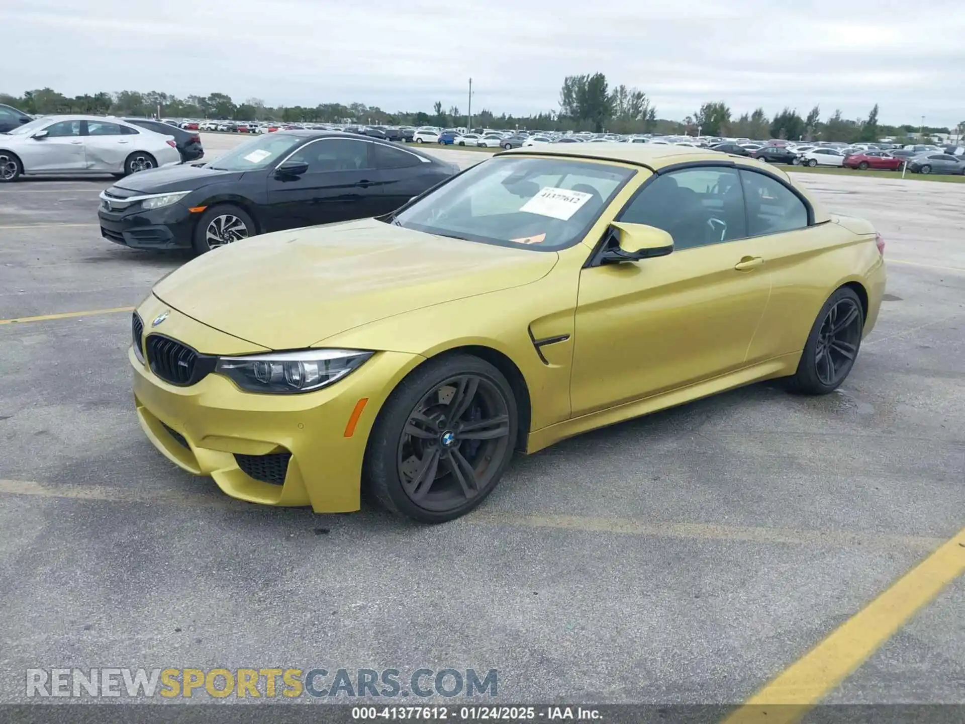 2 Photograph of a damaged car WBS4Z9C07L5P19415 BMW M4 2020