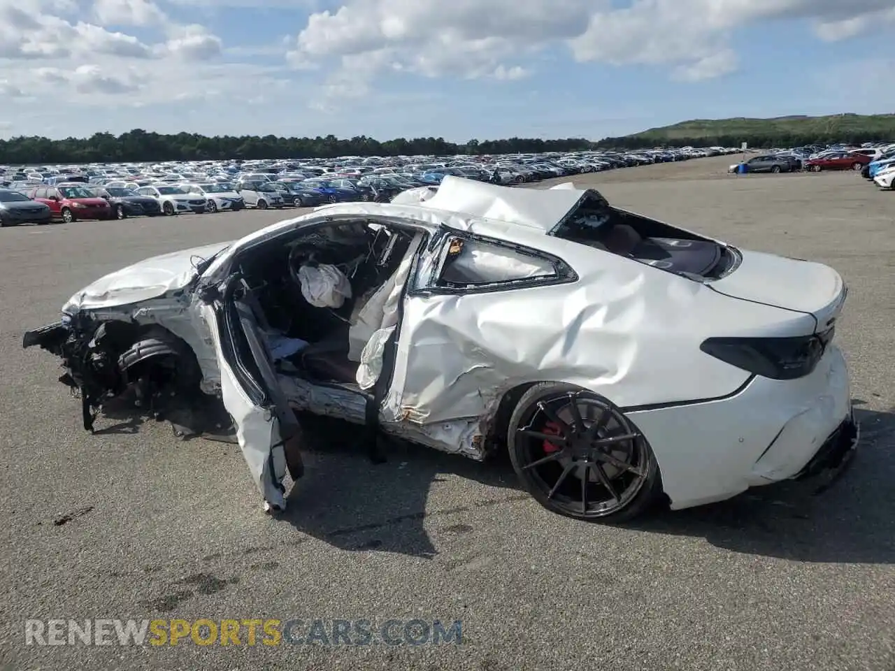 2 Photograph of a damaged car WBA13AR03MCG04232 BMW M4 2021