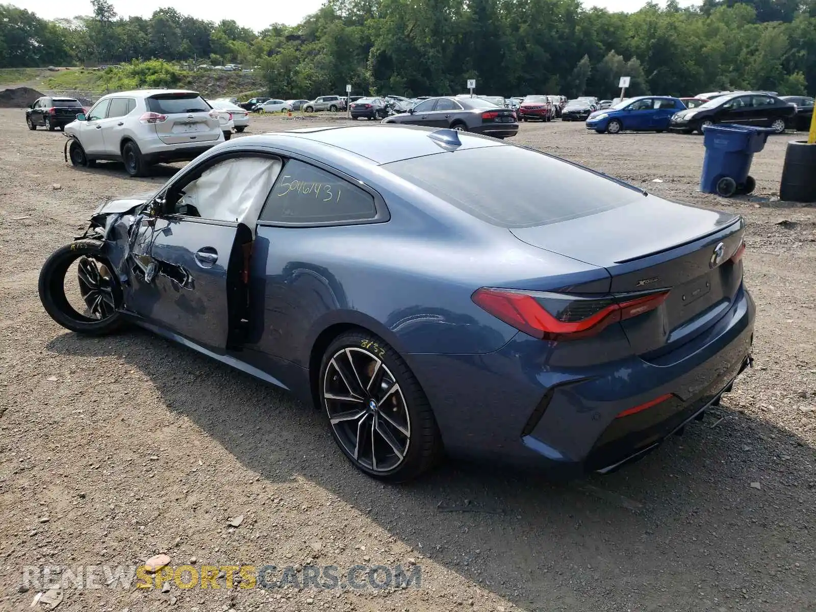 3 Photograph of a damaged car WBA13AR05MCH02422 BMW M4 2021