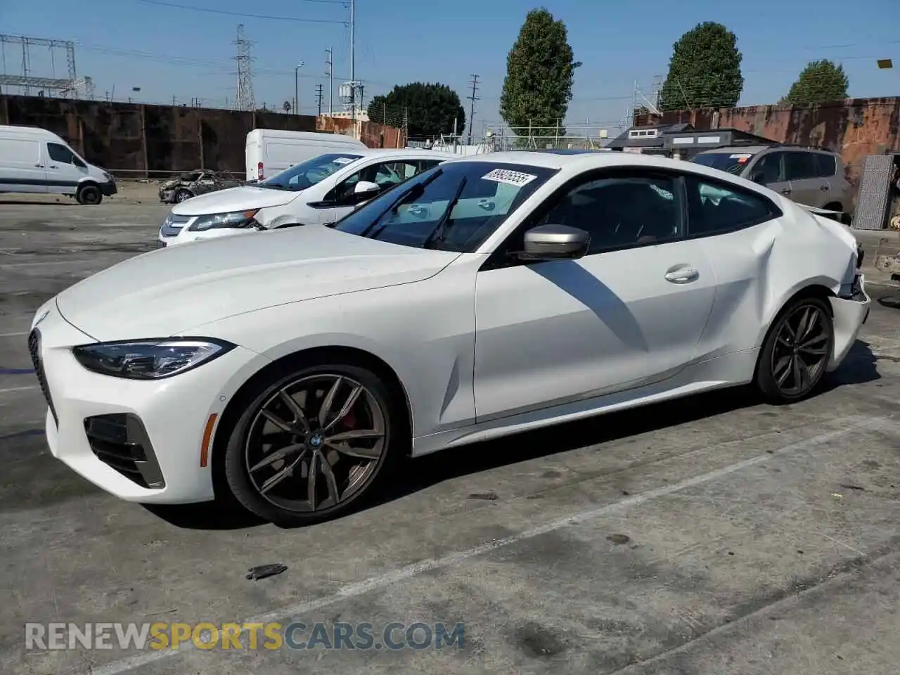 1 Photograph of a damaged car WBA13AR06MCF72263 BMW M4 2021
