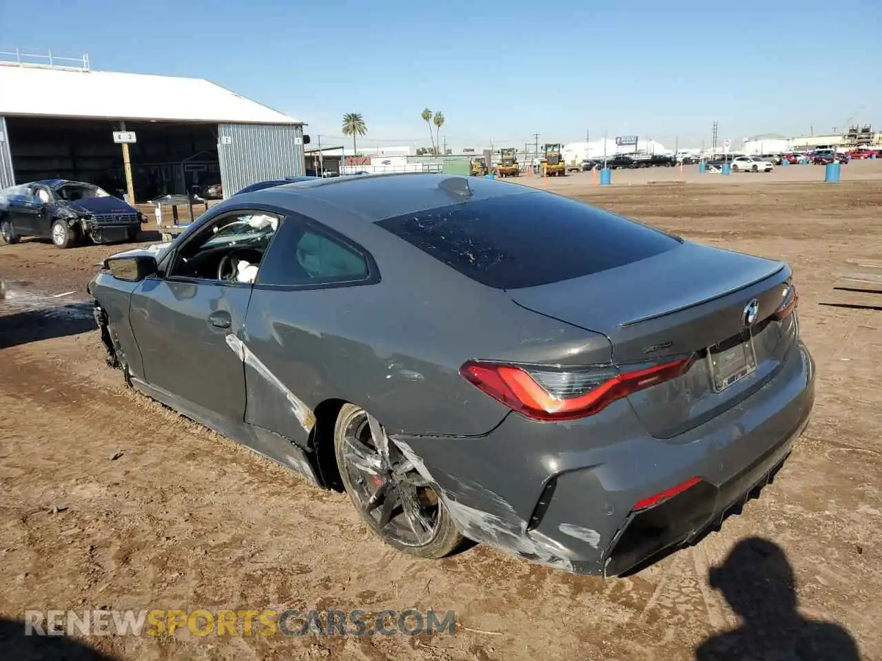 2 Photograph of a damaged car WBA13AR06MCF87491 BMW M4 2021