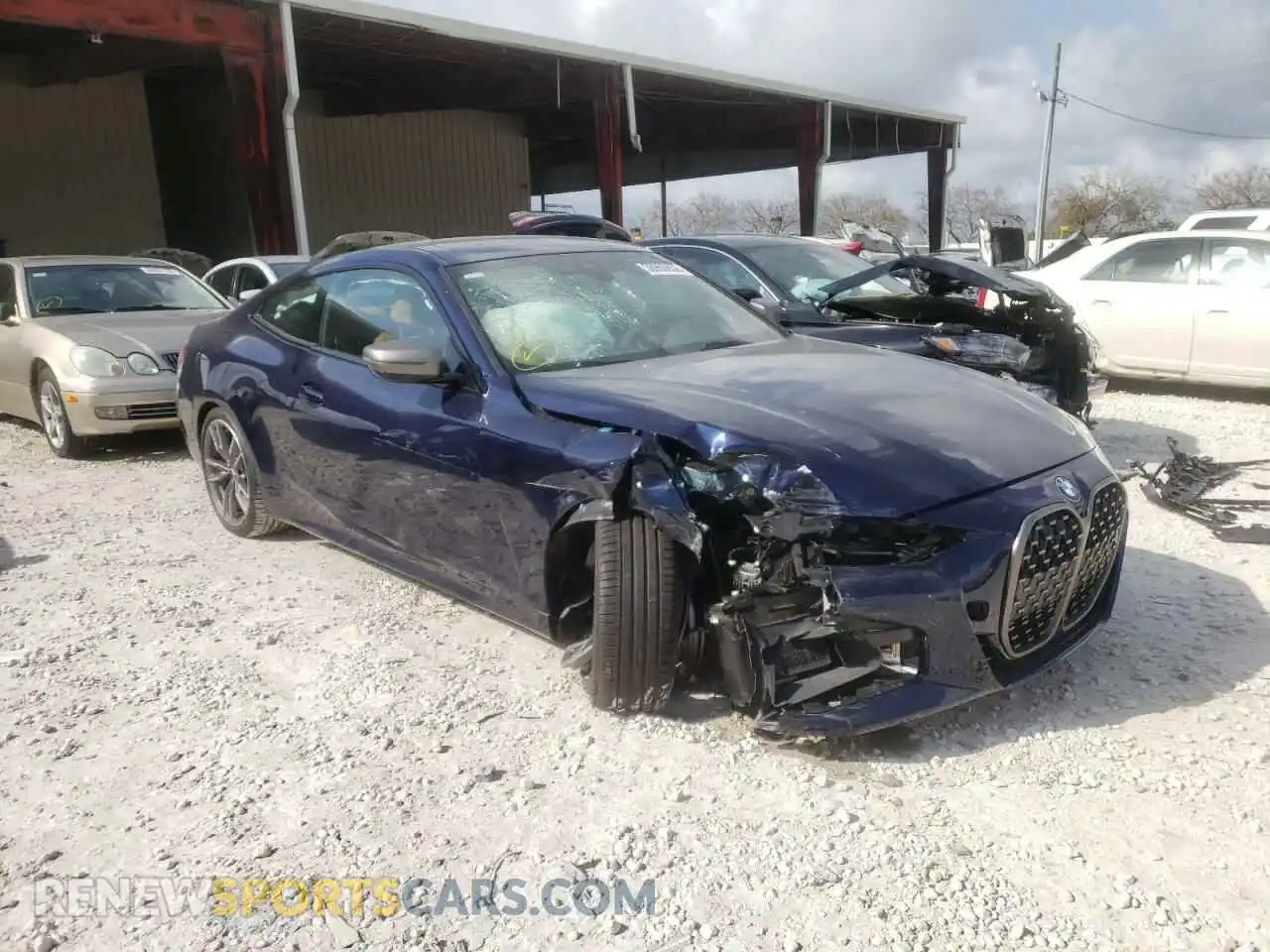 1 Photograph of a damaged car WBA13AR09MCF51620 BMW M4 2021