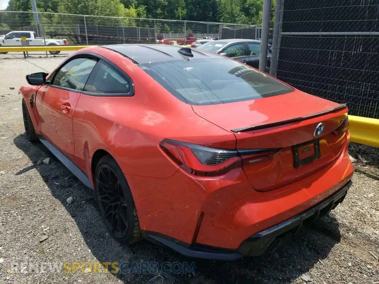 3 Photograph of a damaged car WBS33AZ0XMCH03473 BMW M4 2021