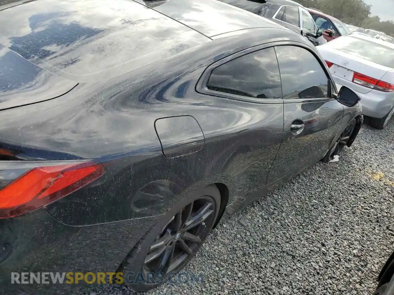 3 Photograph of a damaged car WBA13AR00NCH99689 BMW M4 2022