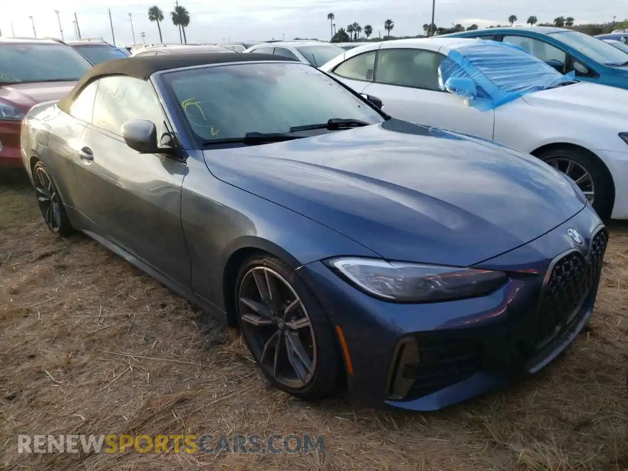 1 Photograph of a damaged car WBA53AT09NCH97806 BMW M4 2022