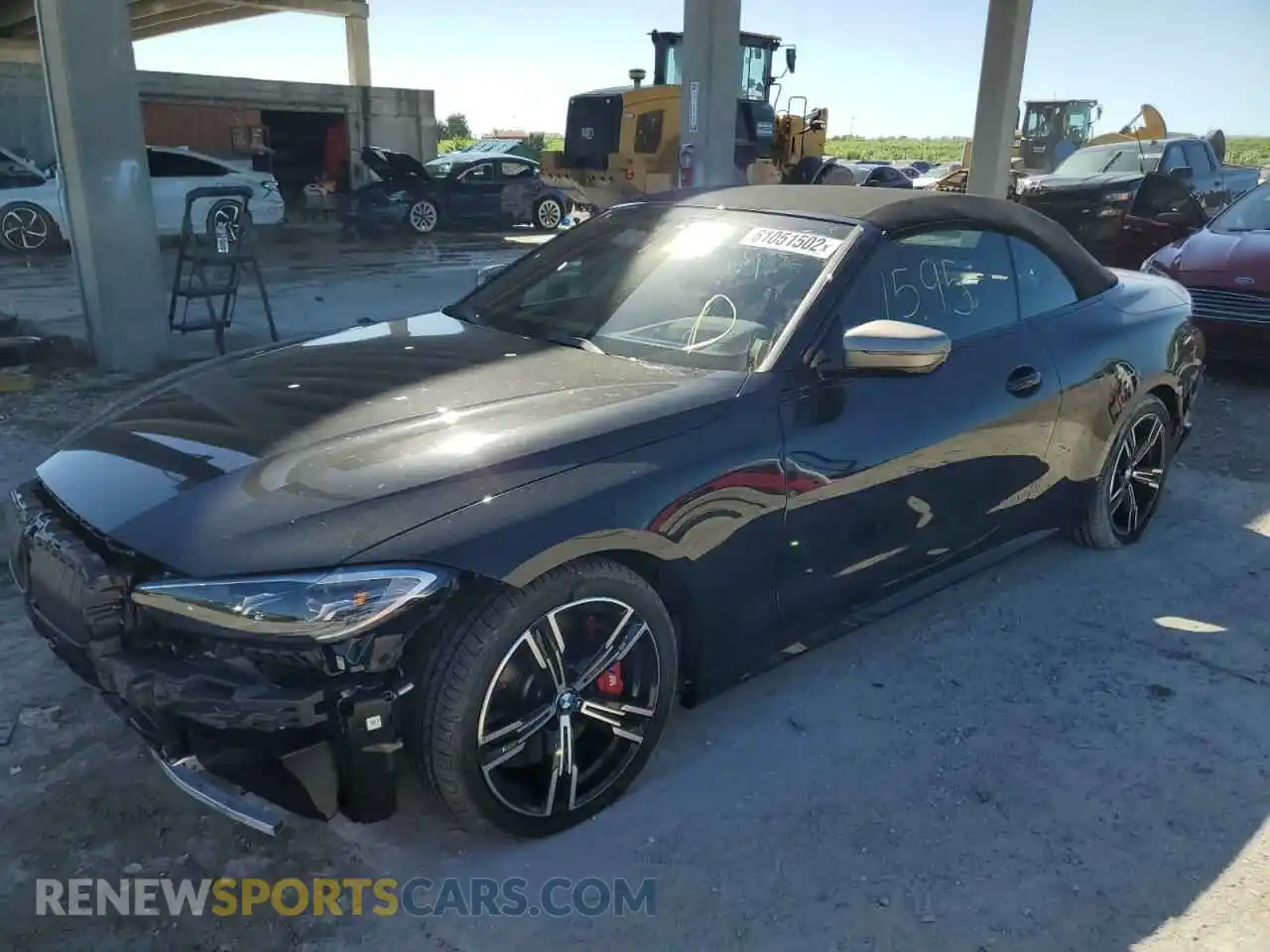 2 Photograph of a damaged car WBA63AT01NCH86268 BMW M4 2022