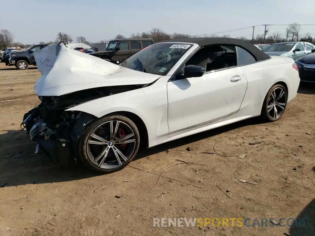 1 Photograph of a damaged car WBA63AT04NCH86247 BMW M4 2022