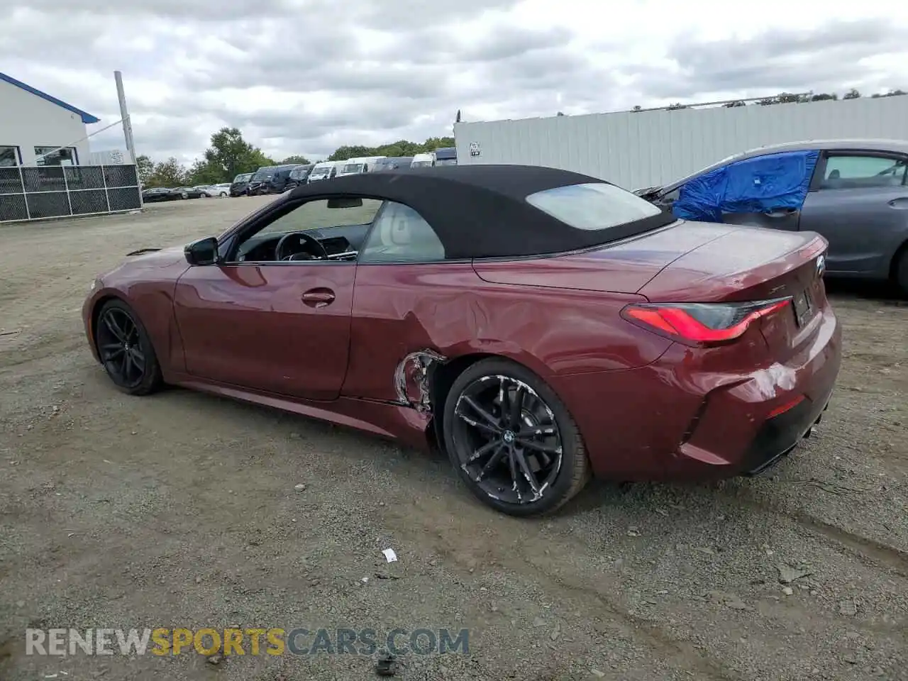 2 Photograph of a damaged car WBA63AT09NCL01453 BMW M4 2022