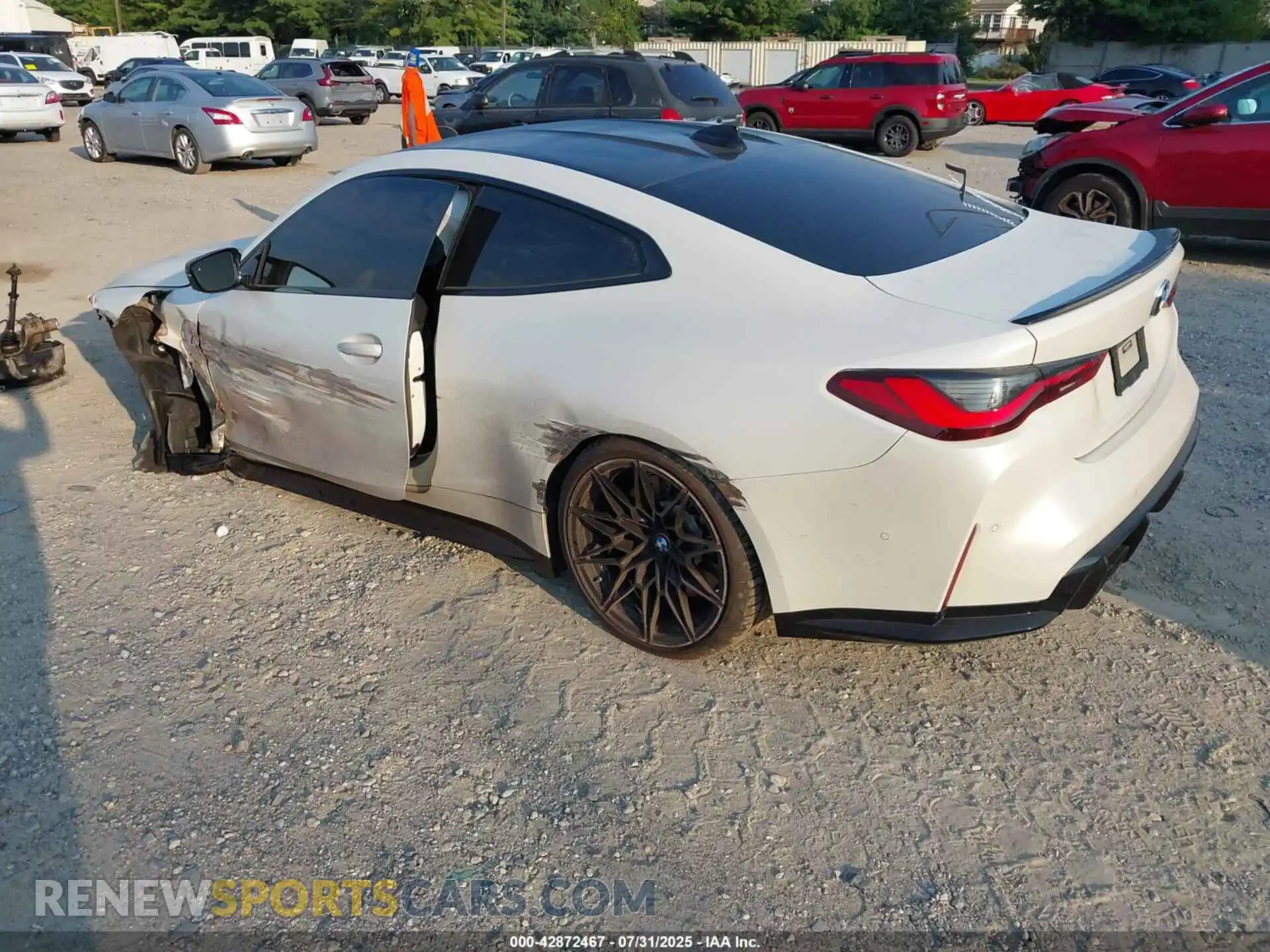 3 Photograph of a damaged car WBS43AZ03NCH97816 BMW M4 2022