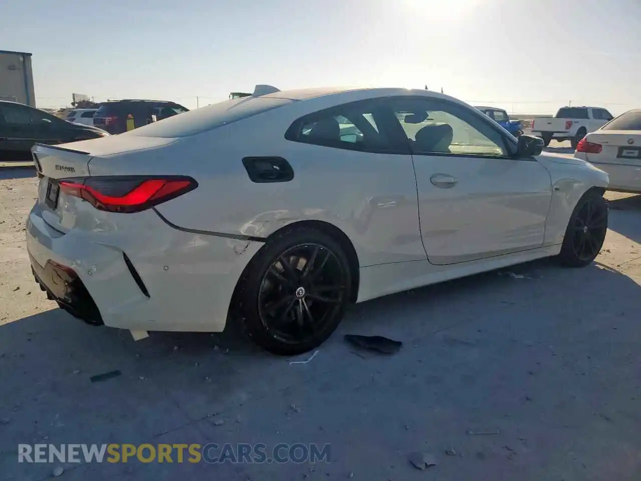3 Photograph of a damaged car WBA13AR01PCM18500 BMW M4 2023