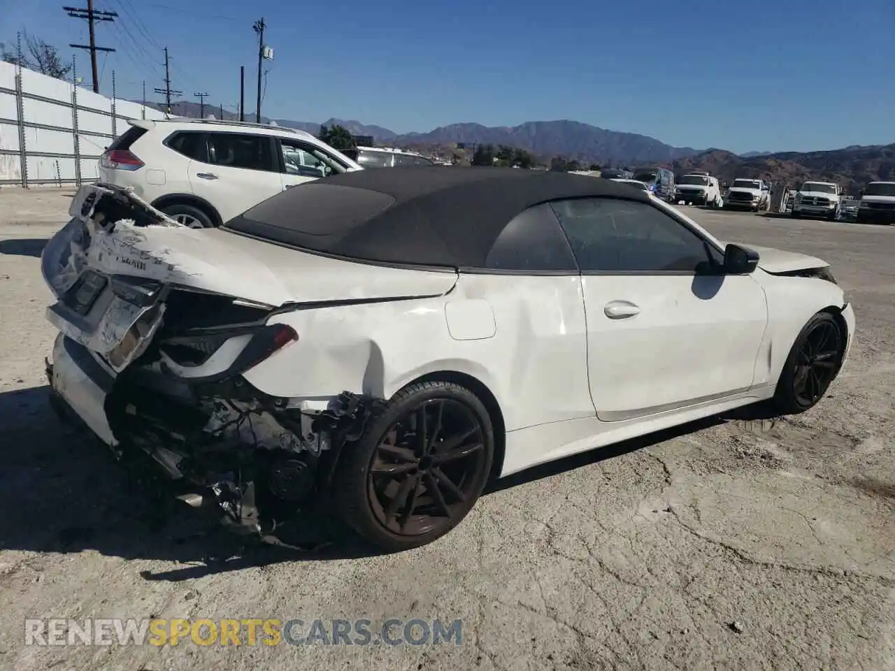 3 Photograph of a damaged car WBA53AT04PCL29093 BMW M4 2023