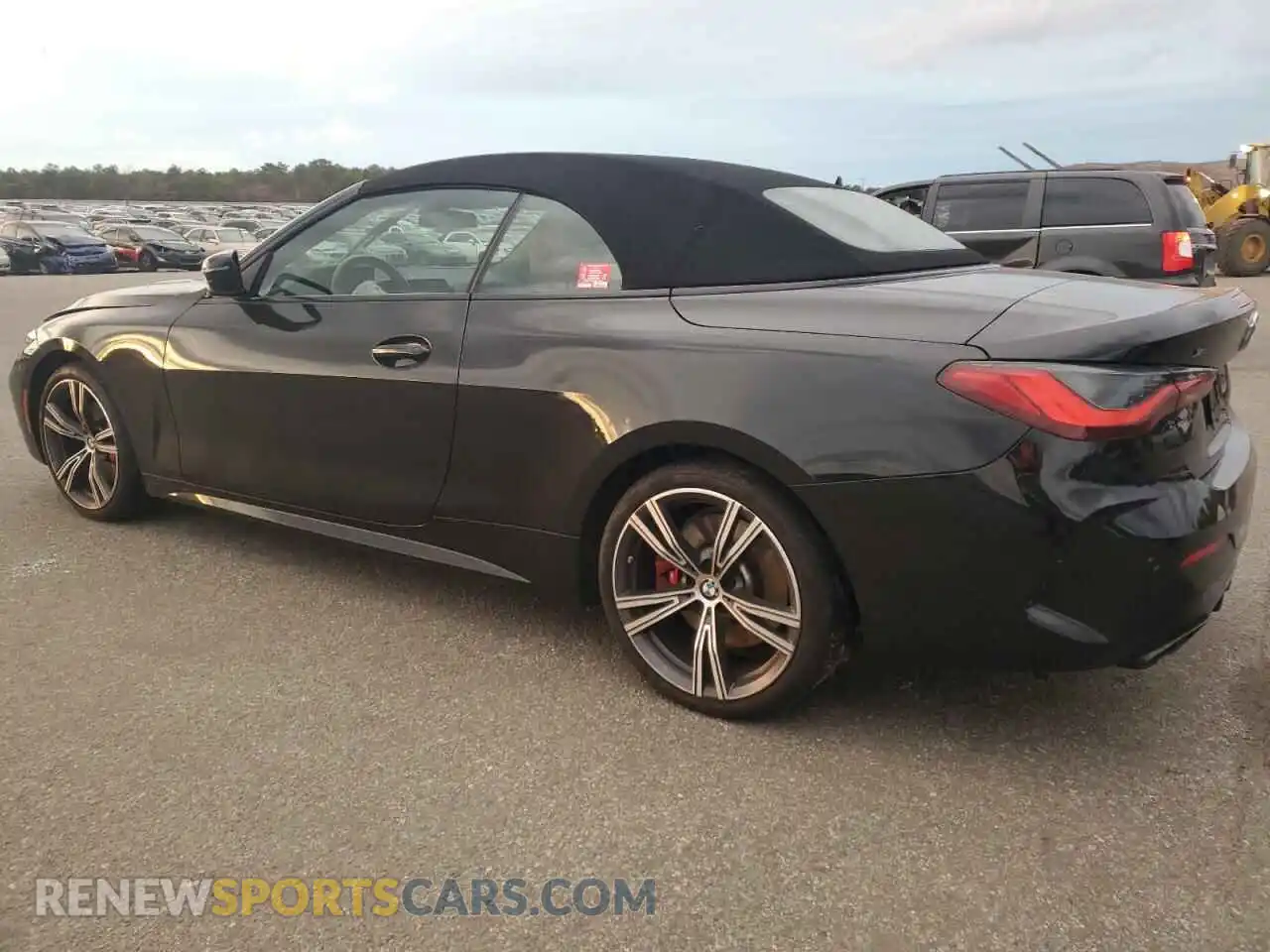 2 Photograph of a damaged car WBA63AT06PCL22490 BMW M4 2023