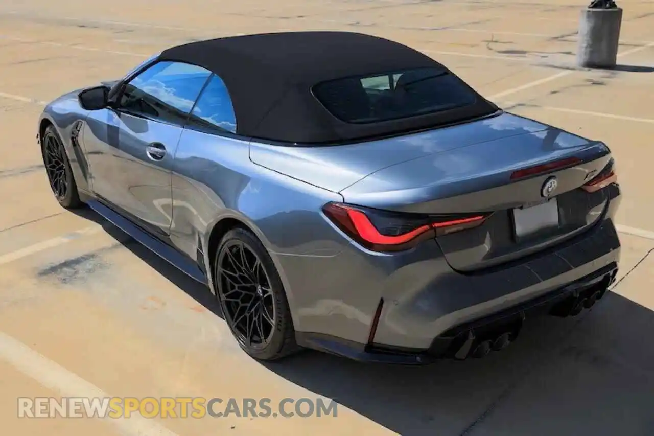 3 Photograph of a damaged car WBS33BA05PCL69XXX BMW M4 2023