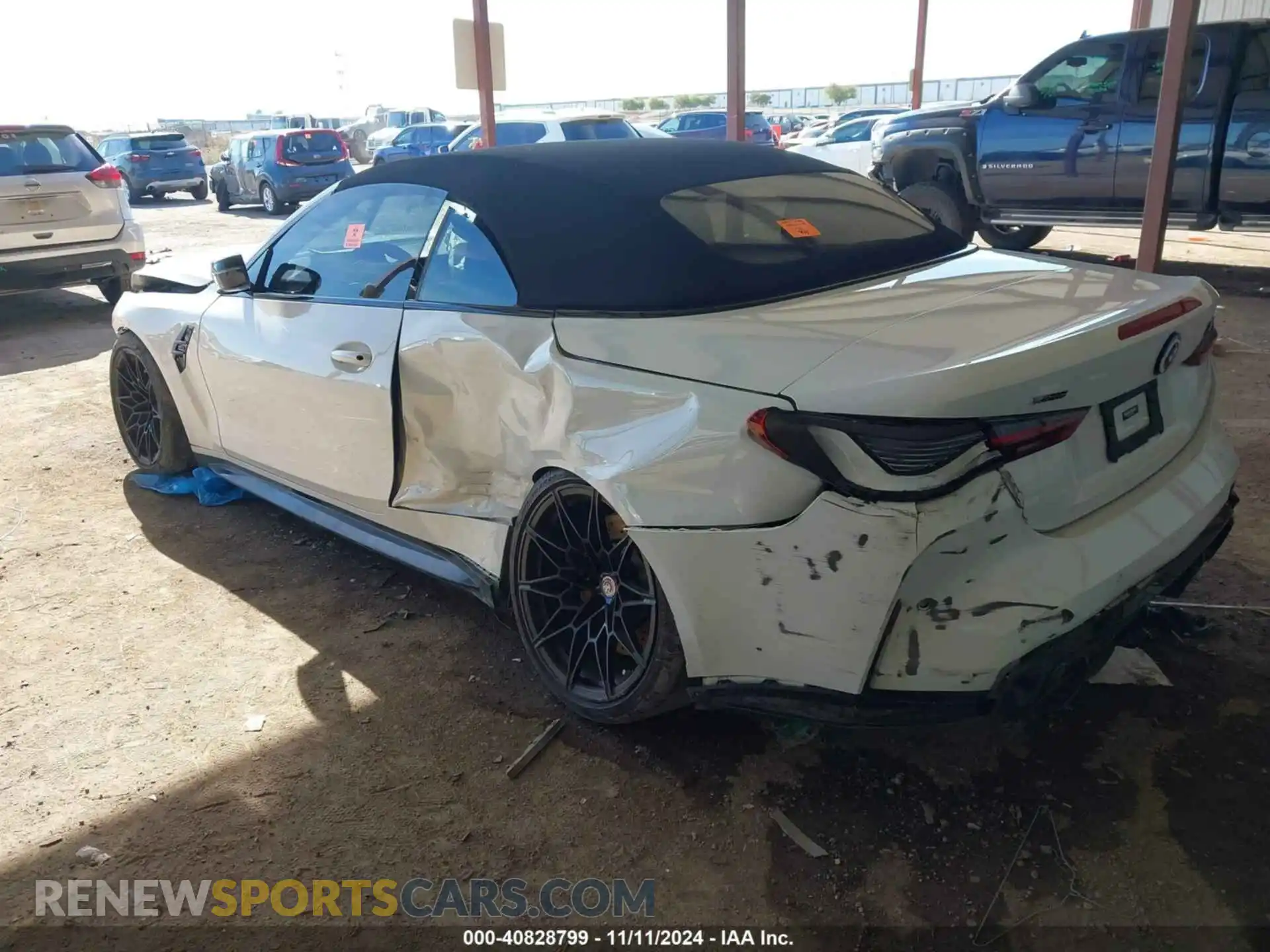 3 Photograph of a damaged car WBS33BA06PCL19550 BMW M4 2023