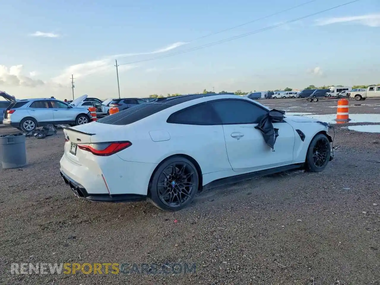3 Фотография поврежденного автомобиля WBS33AZ01RCP09893 BMW M4 2024