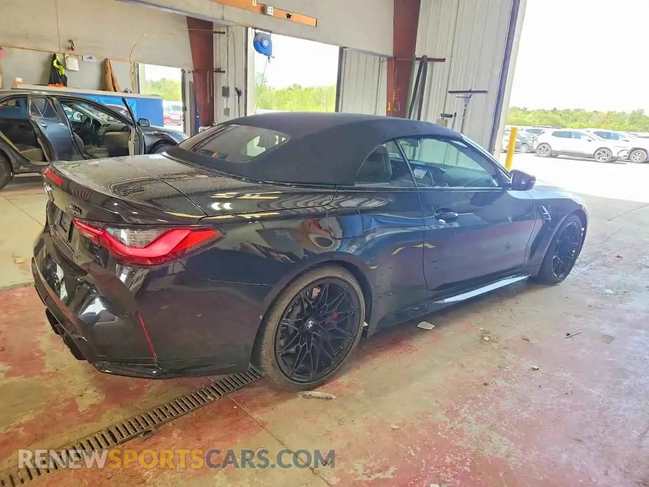 3 fotografías del automóvil dañado WBS33BA07RCR13132 BMW M4 2024