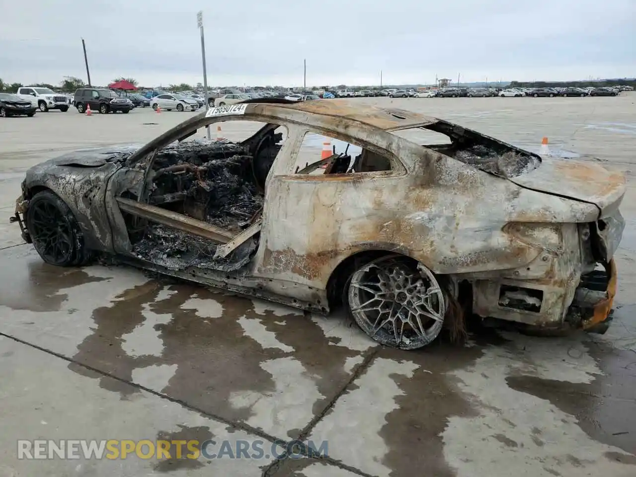 2 Photograph of a damaged car WBS53AZ02RCP63857 BMW M4 2024