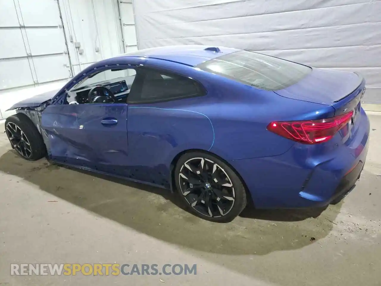 2 Photograph of a damaged car WBA83DA03SCT29435 BMW M4 2025