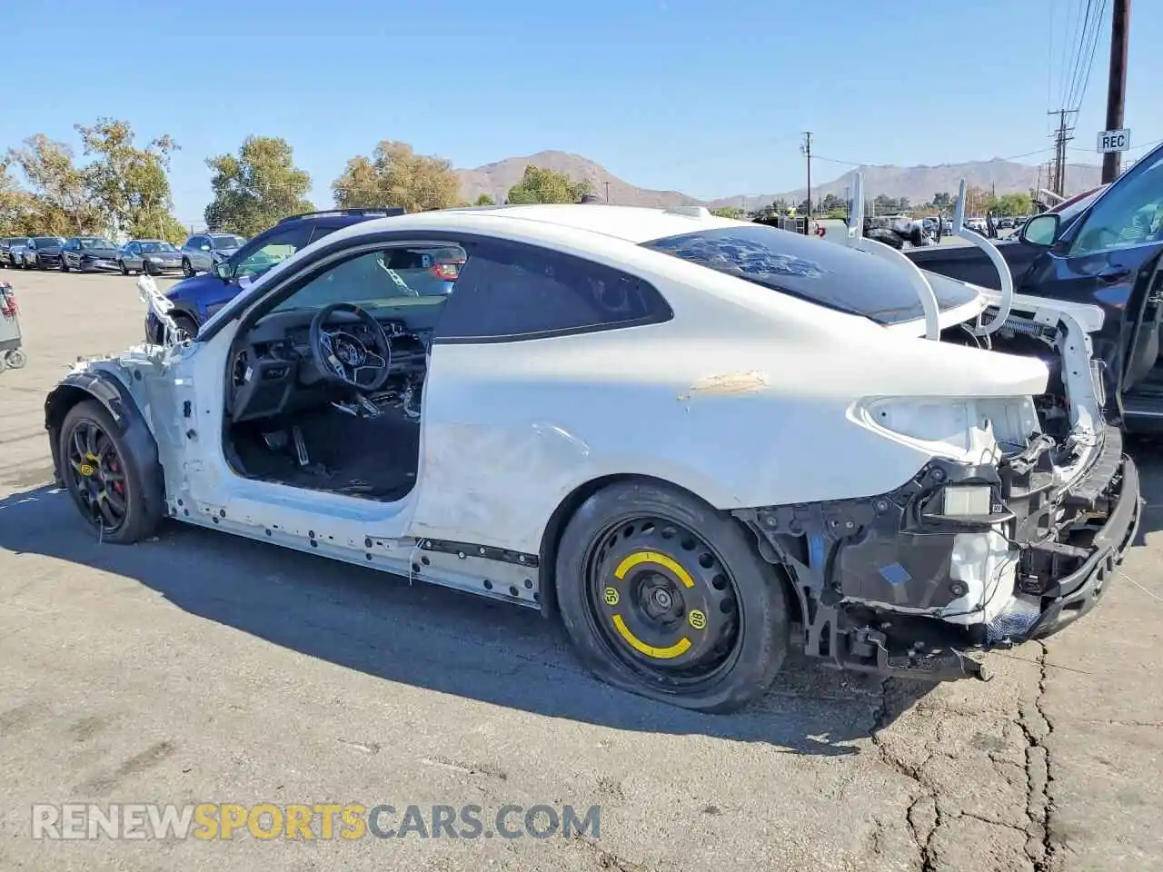 2 Photograph of a damaged car WBA83DA05SCU77831 BMW M4 2025