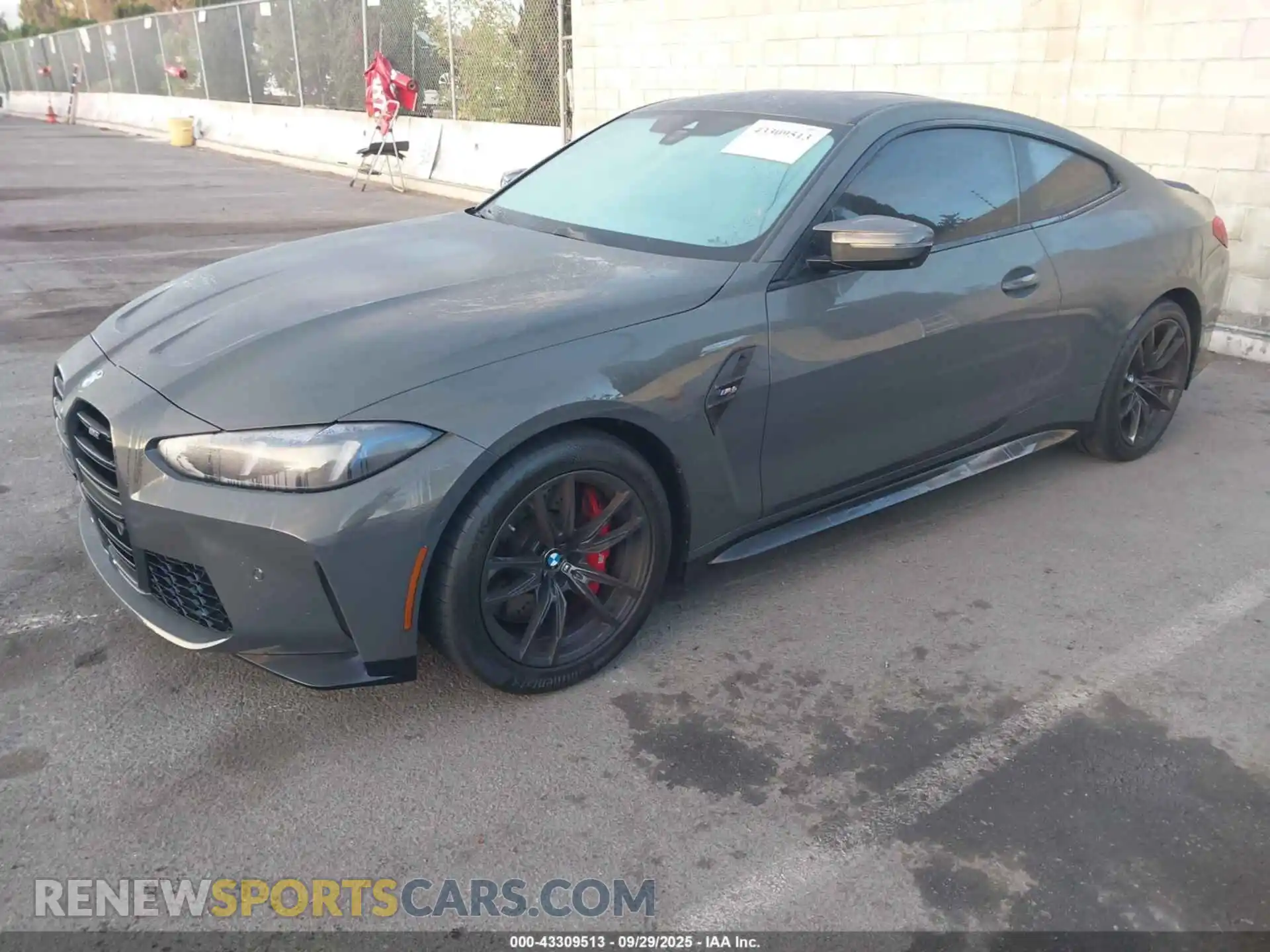 2 Photograph of a damaged car WBS13HK08SCU69516 BMW M4 2025