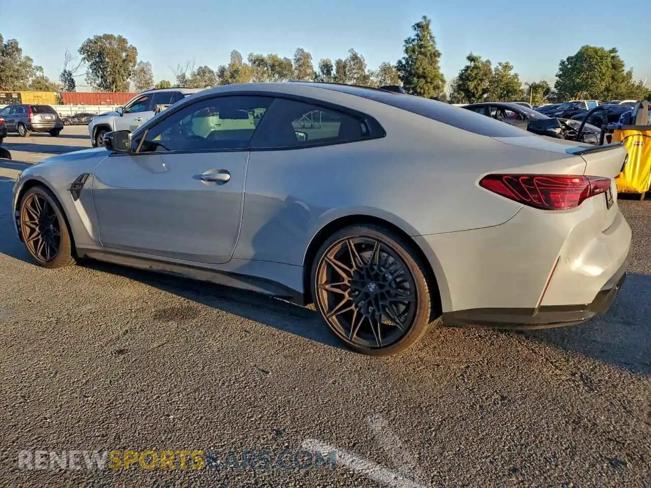 2 Photograph of a damaged car WBS23HK06SCS16652 BMW M4 2025