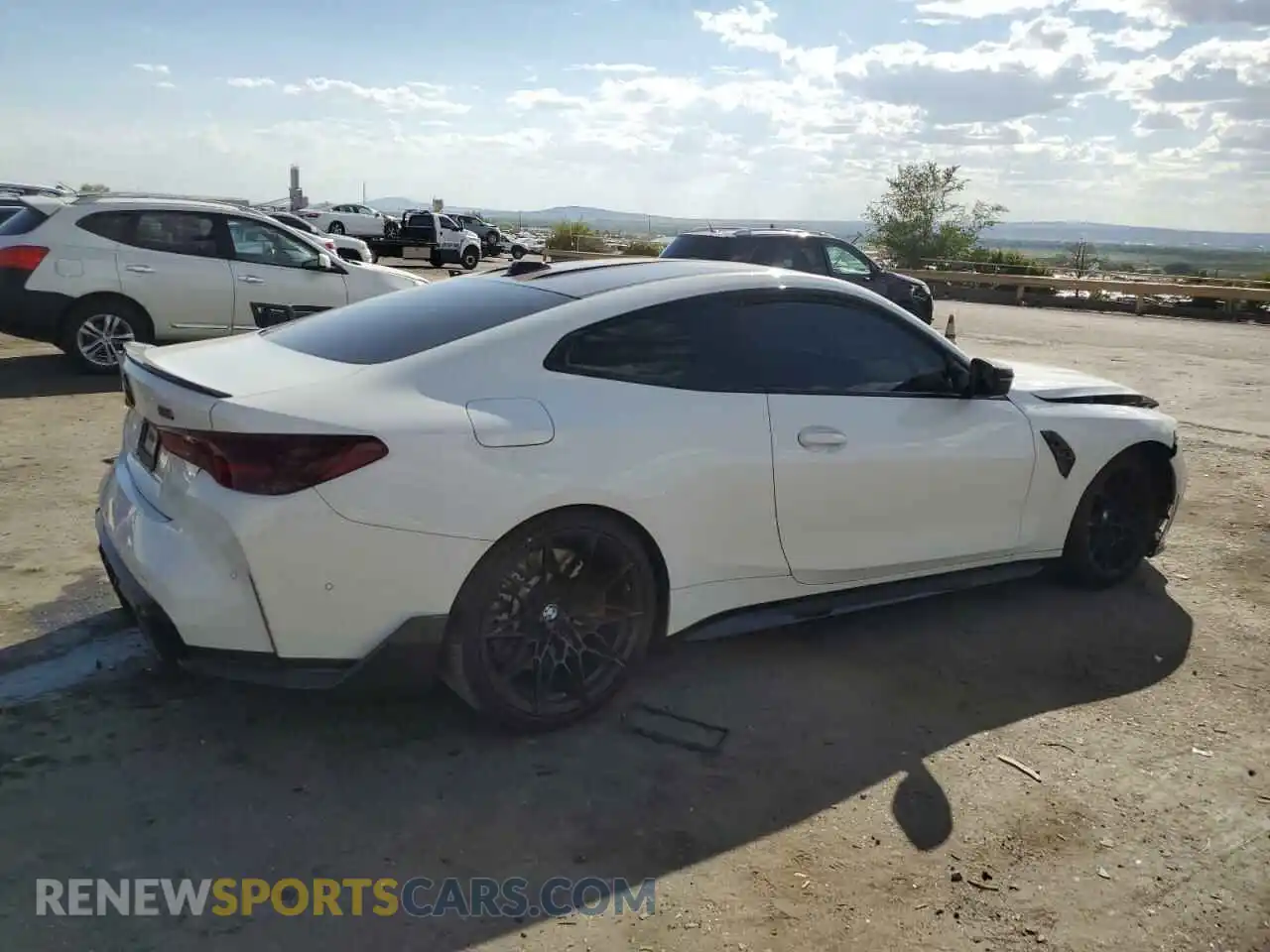 3 Photograph of a damaged car WBS33HK01SCS63267 BMW M4 2025
