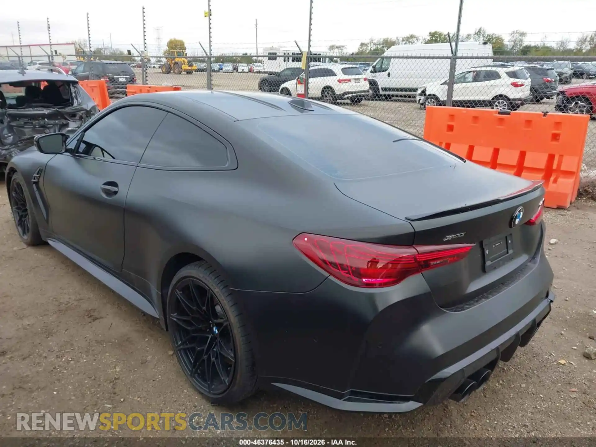 3 Photograph of a damaged car WBS33HK03TCW34625 BMW M4 2026