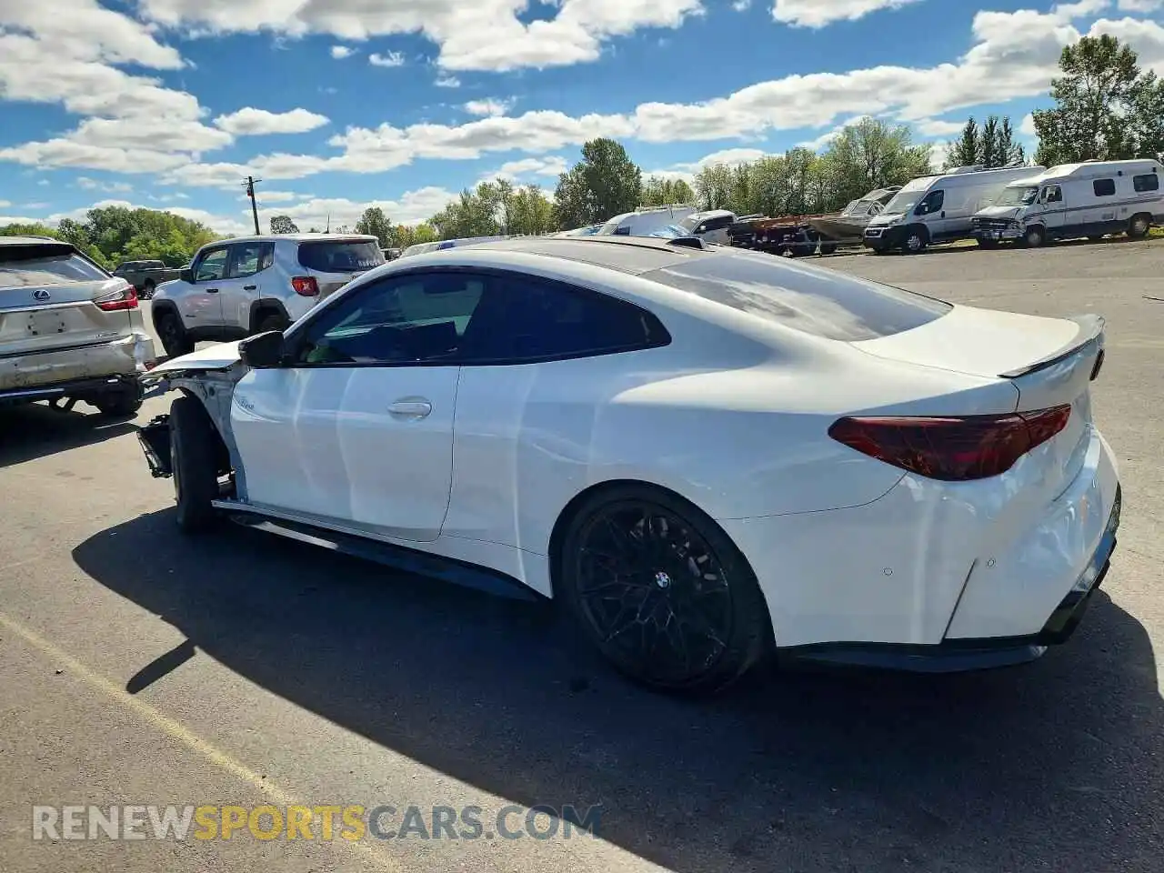 2 Photograph of a damaged car WBS33HK08TCV00192 BMW M4 2026